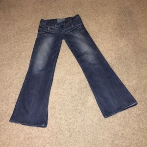 Flared legs jeans